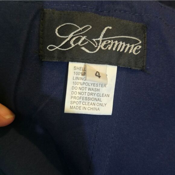 La Femme 24926 Off-Shoulder Ruched Mermaid Gown NWOT size 4 Navy Blue - Picture 6 of 6